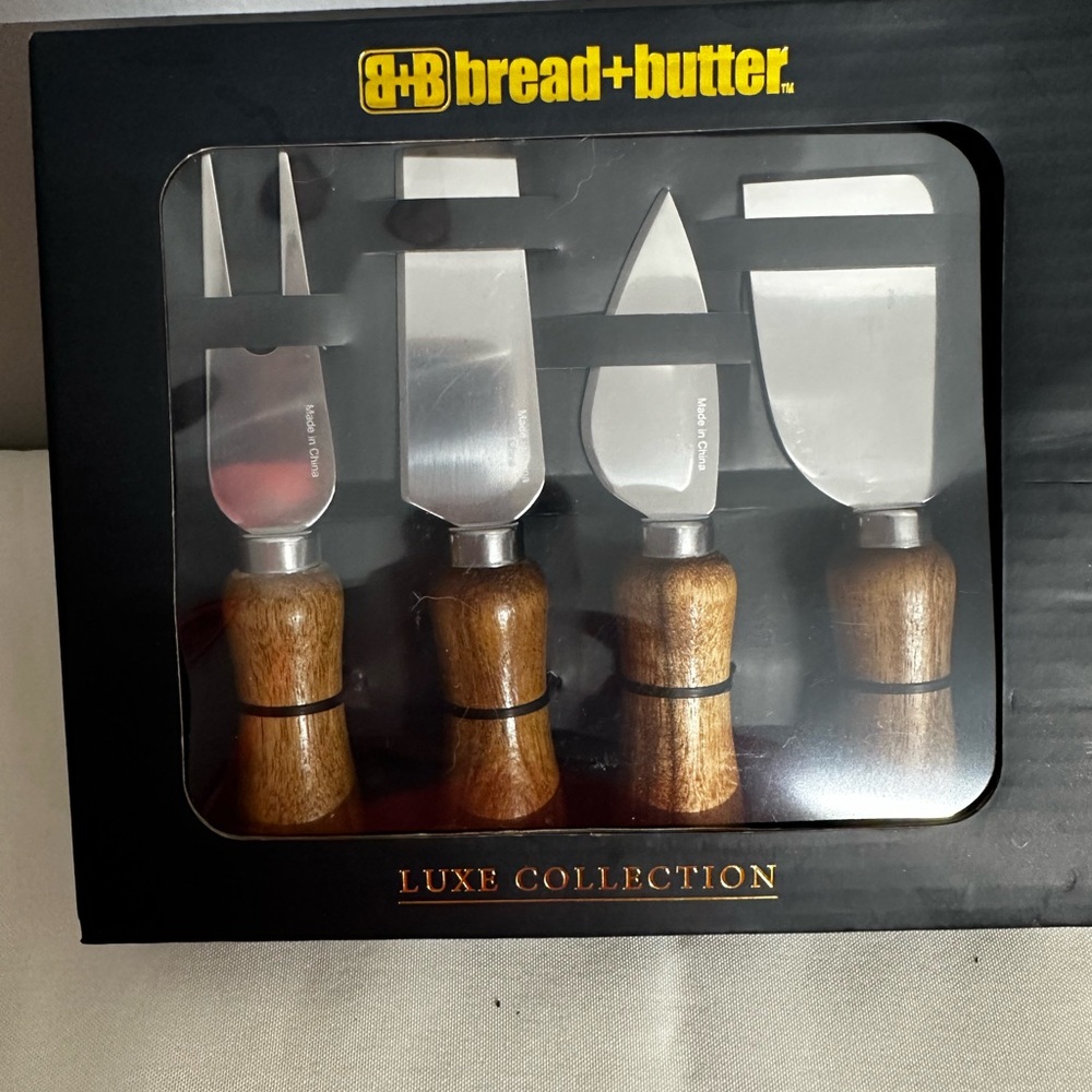 B&B Bread and Butter 4Piece Cheese Set Acacia Wood Handles